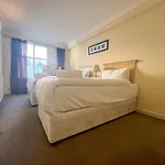 Refined 2 Bedroom Home In Londons Elite Mayfair District H10