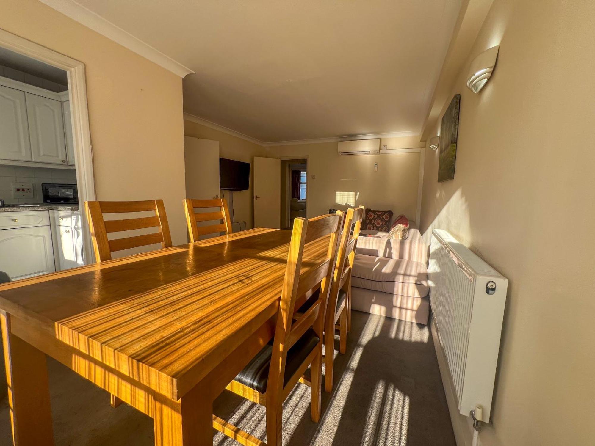 Refined 2 Bedroom In Londons Elite Mayfair District H10 Londra